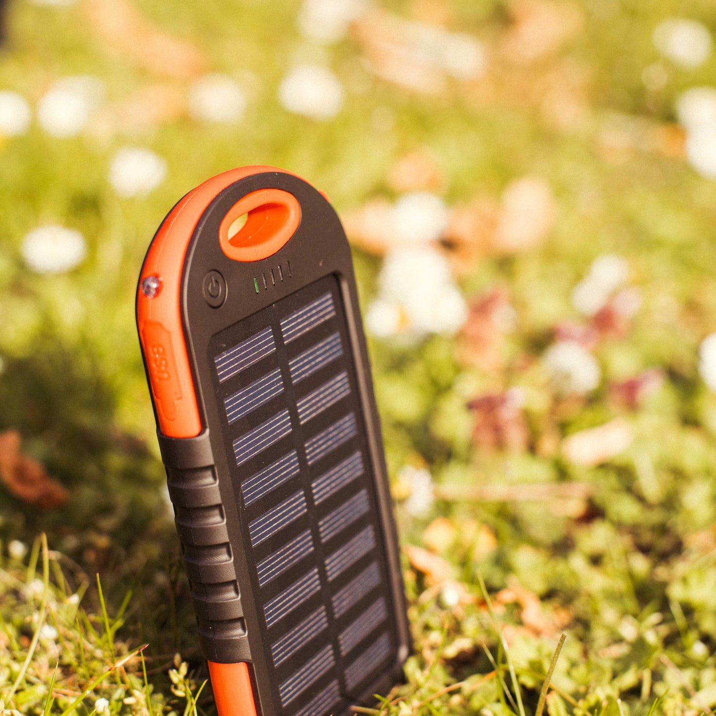 Solar Powerbank Premium – laadige oma seadmeid kõikjal – testi võitja