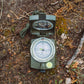 Sõjaväe kompass metallkorpusega